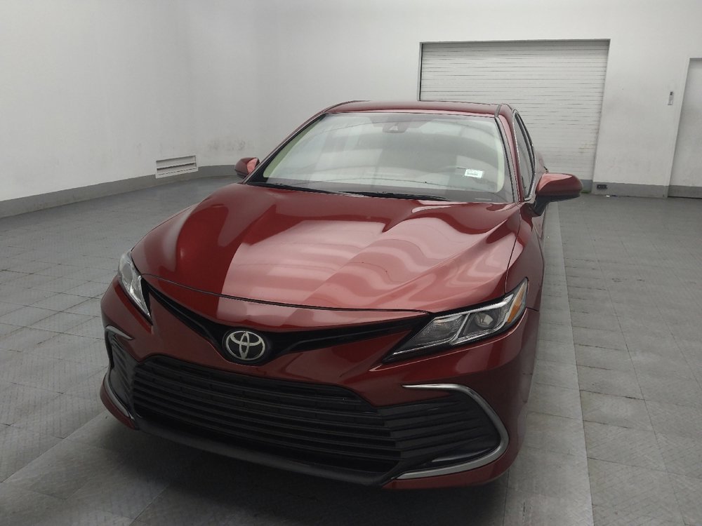 Used 2021 Toyota Camry LE image 15