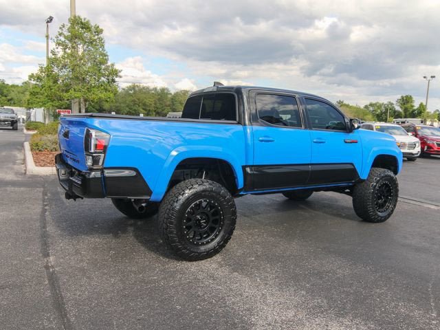 Used 2021 Toyota Tacoma TRD Sport w/ TRD Premium Sport Package AWD/4WD image 10