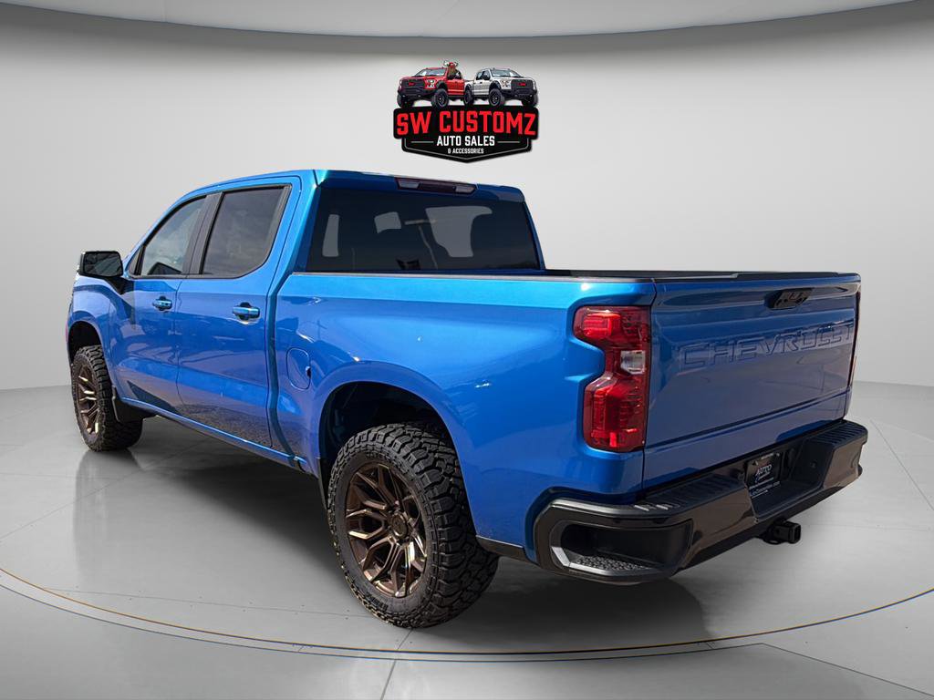 Used 2025 Chevrolet Silverado 1500 LT image 1