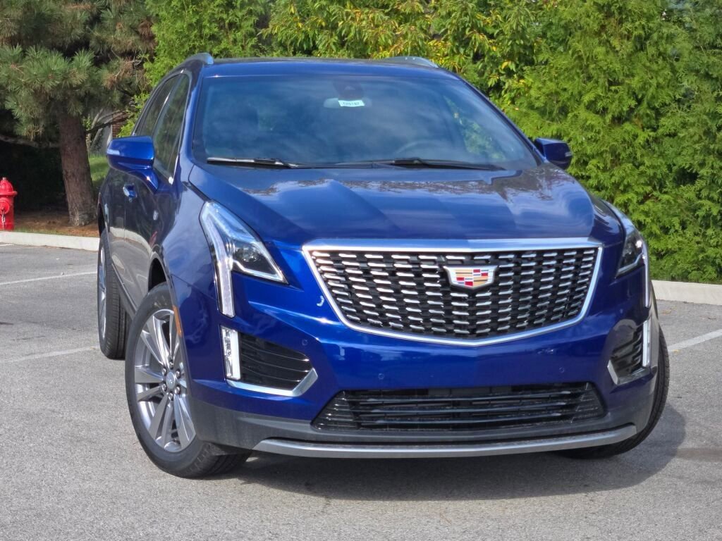 New 2025 Cadillac XT5 Premium Luxury image 4