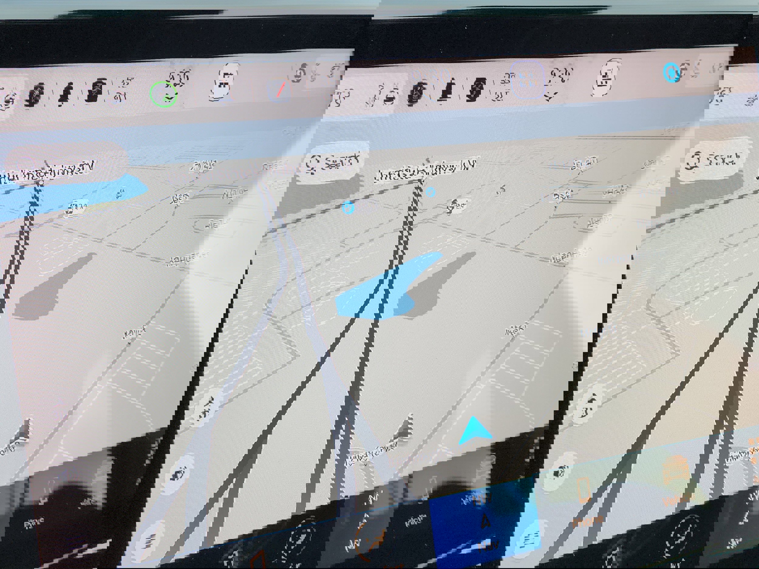 Used 2023 Jeep Grand Cherokee Limited image 21