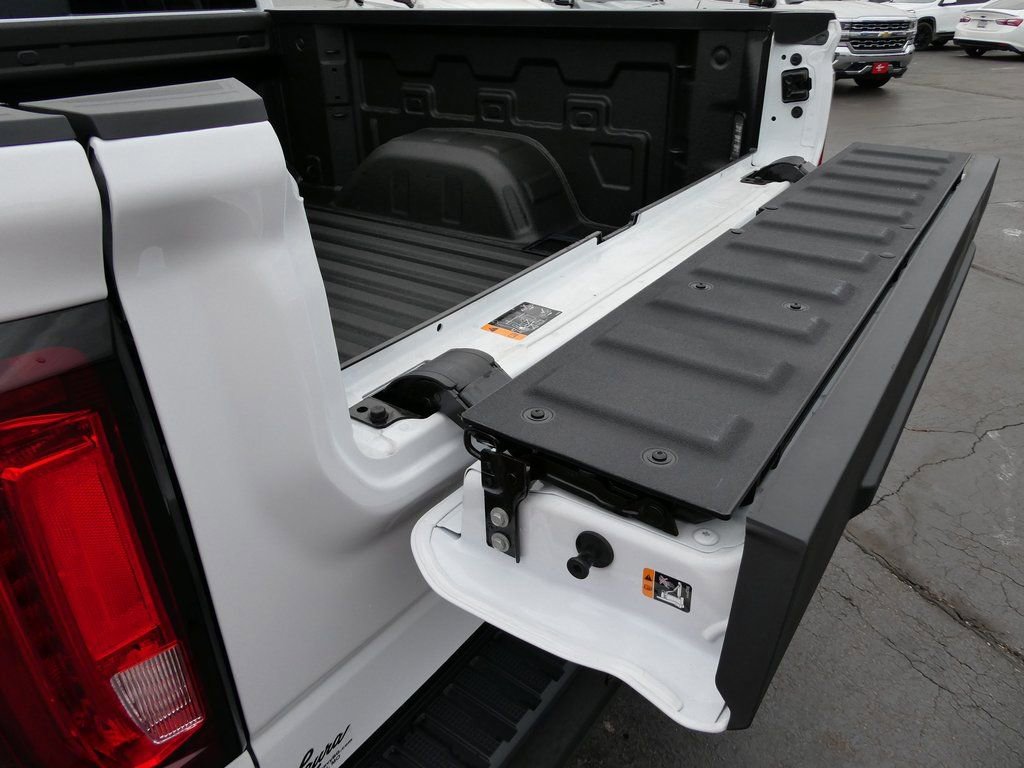 Certified 2026 GMC Sierra 1500 AT4X image 8