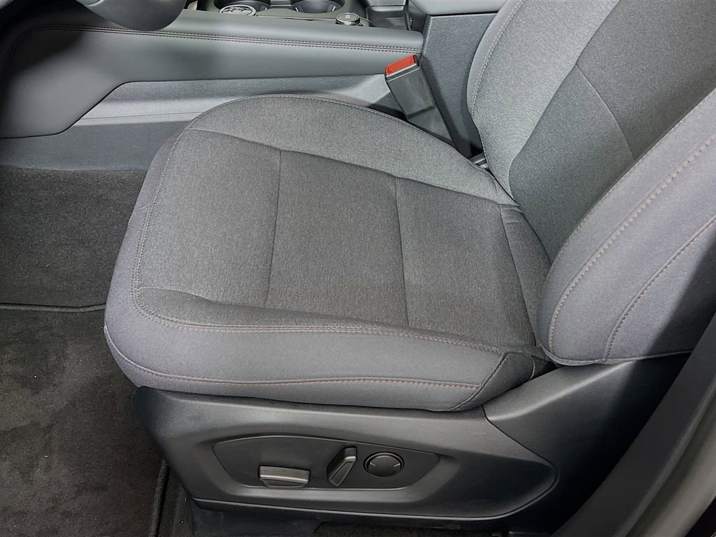 Used 2025 Ford Explorer Active image 24