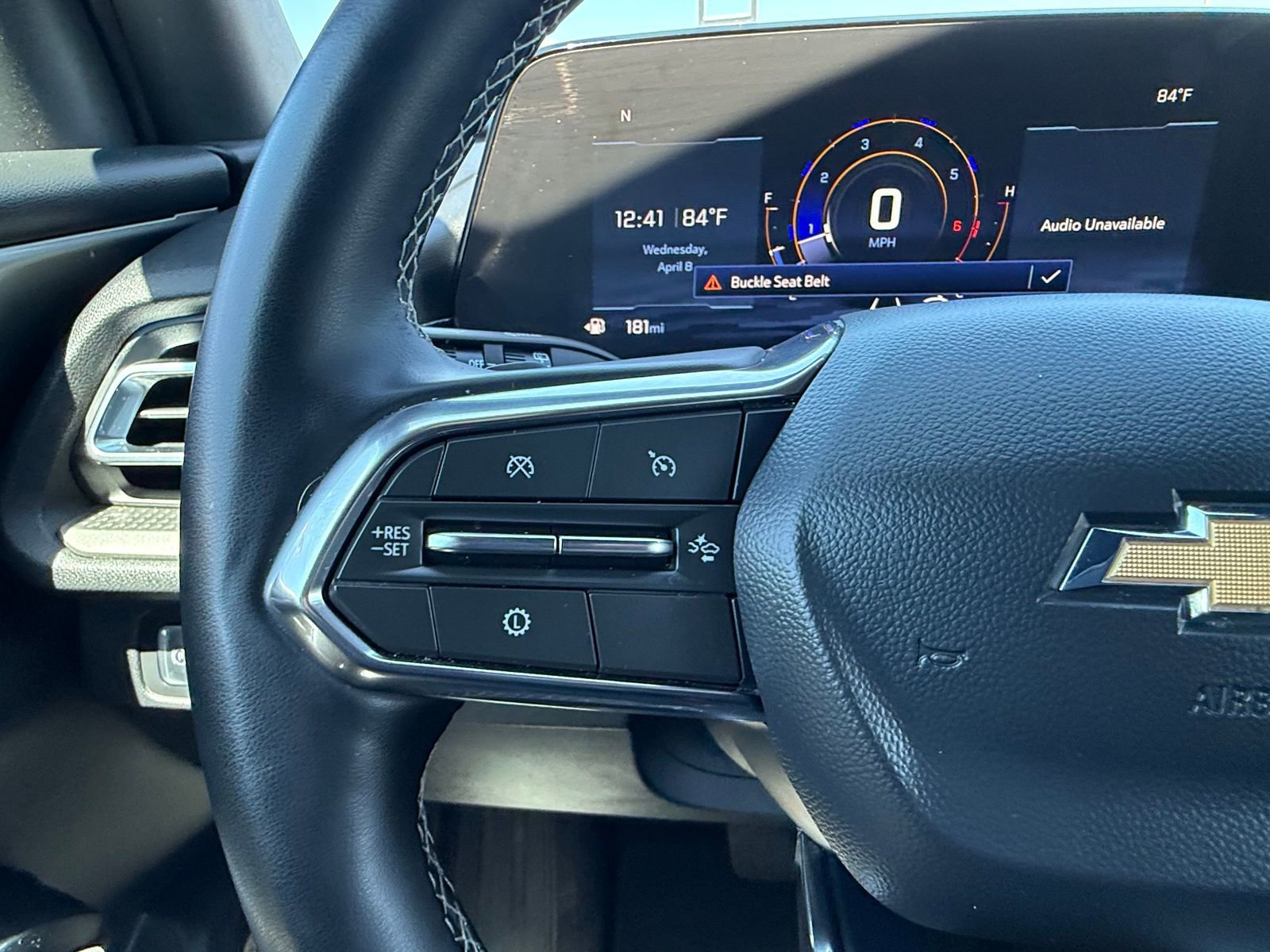 Used 2025 Chevrolet Traverse LT FWD image 18