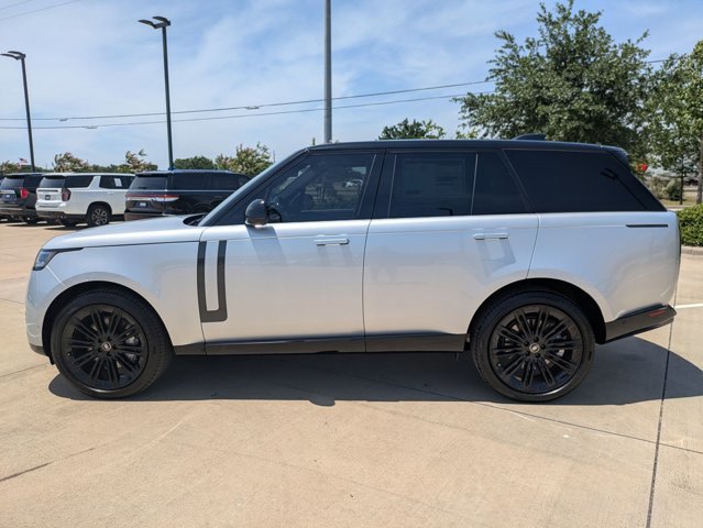 New 2025 Land Rover Range Rover SE image 5