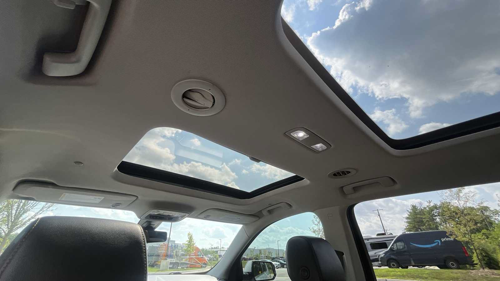 Used 2019 Chevrolet Traverse LT w/ LT Premium Package AWD/4WD image 37