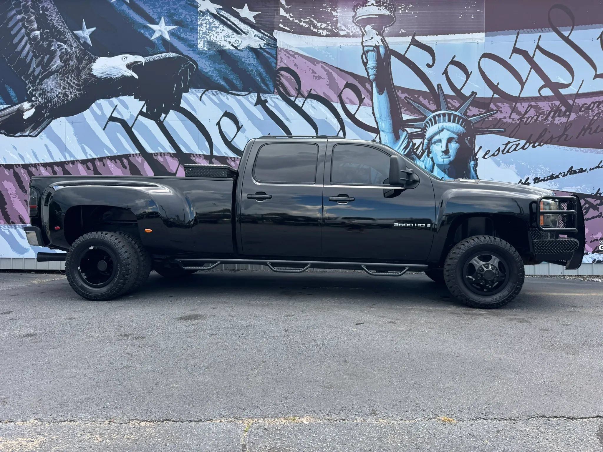 Used 2008 Chevrolet Silverado 3500 LTZ AWD/4WD image 1
