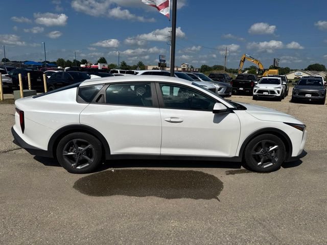 Used 2025 Kia K4 FWD image 13