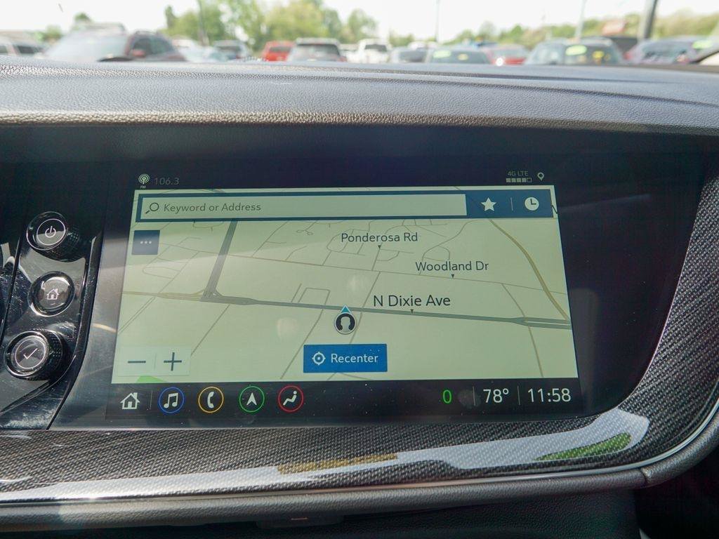 Used 2022 Buick Envision Essence w/ Technology Package II FWD image 27