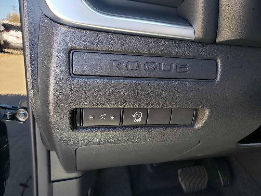 New 2027 Nissan Rogue S FWD image 17