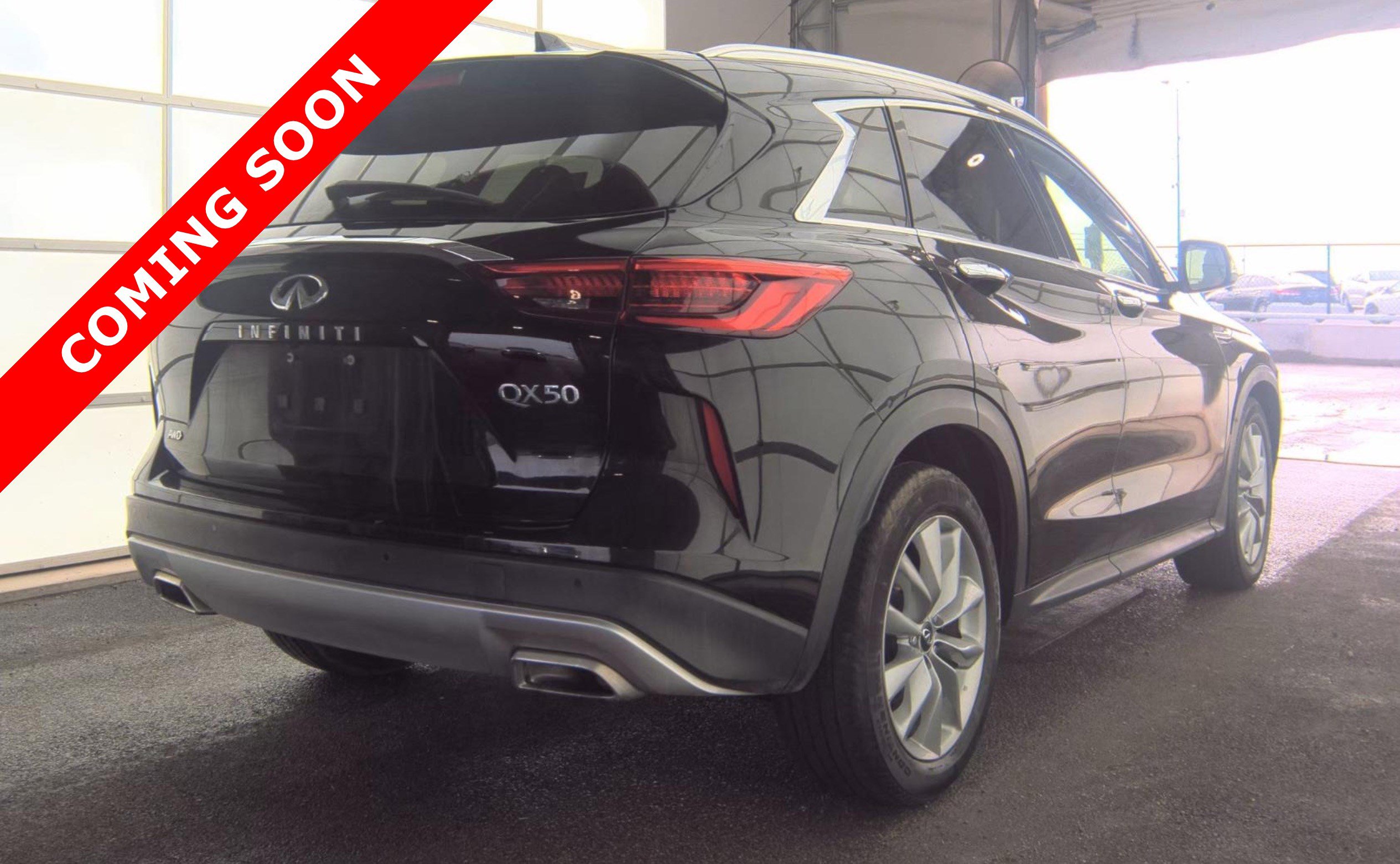 Used 2021 INFINITI QX50 Luxe image 3