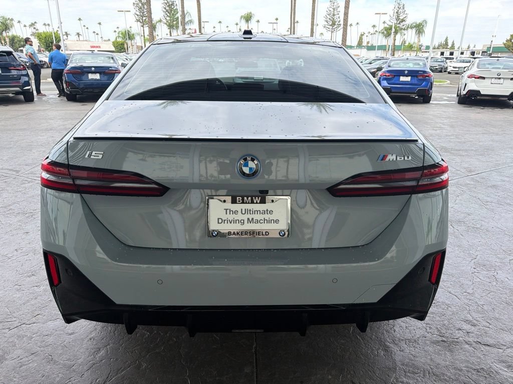 Used 2024 BMW i5 M60 w/ Premium Package AWD/4WD image 4