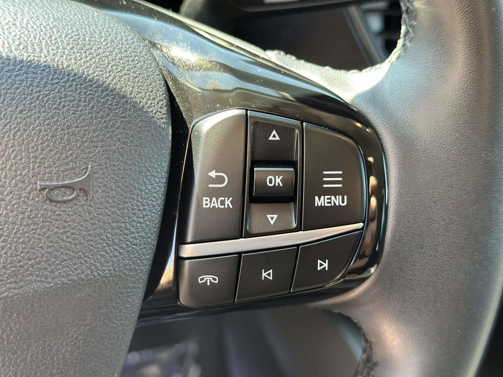 Used 2023 Ford Escape Active w/ Tech Pack #2 AWD/4WD image 18