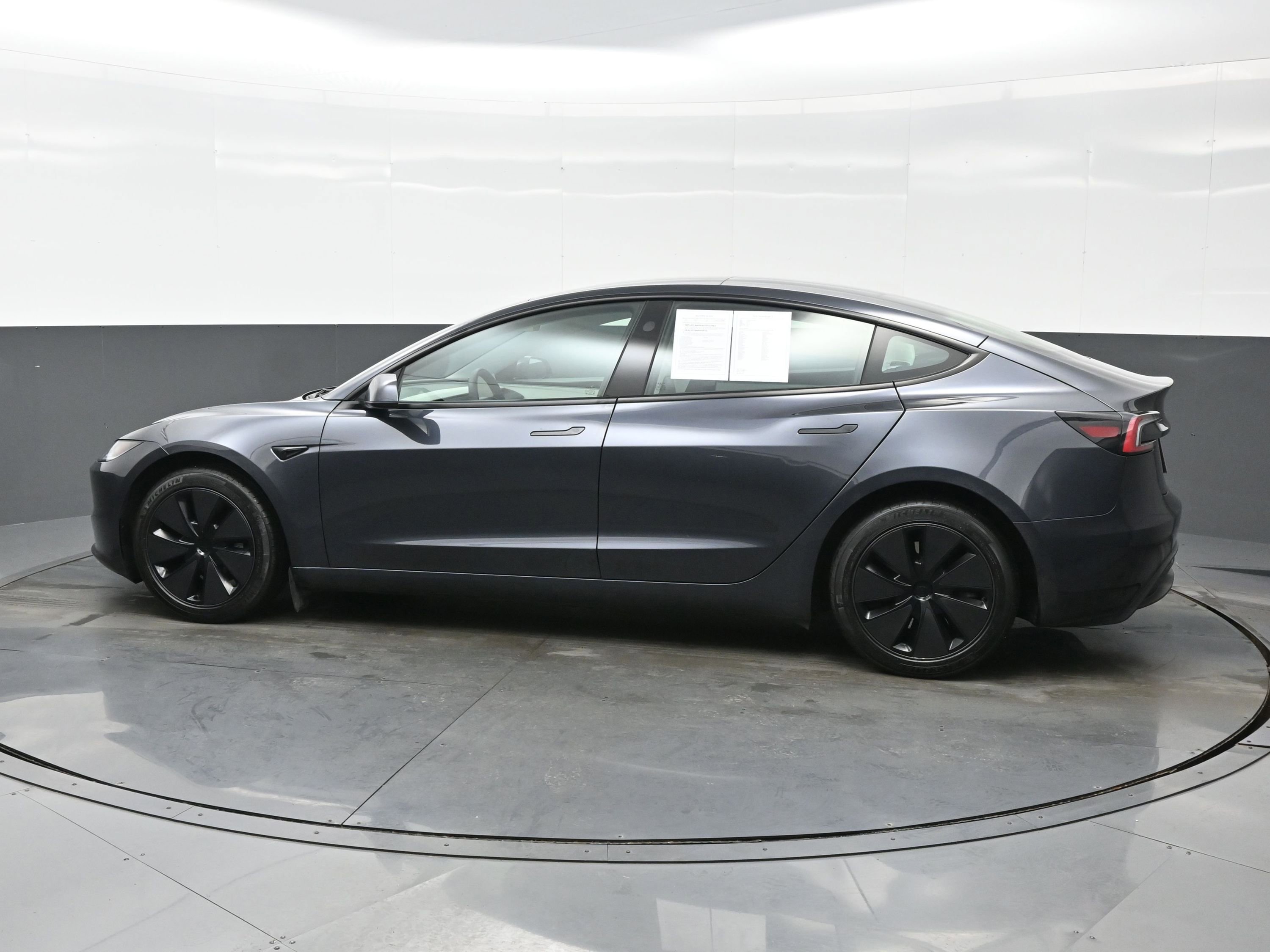 Used 2025 Tesla Model 3 Long Range image 3