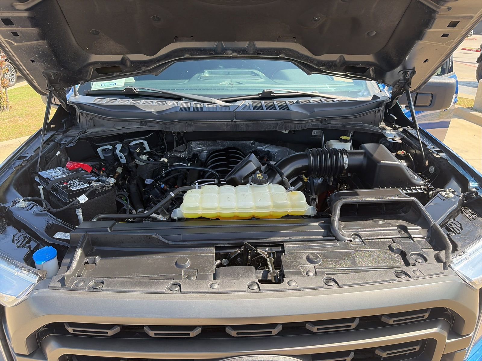 Used 2022 Ford F150 XLT w/ Equipment Group 302A High image 25