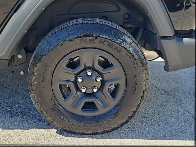 Used 2025 Jeep Wrangler Unlimited Sport AWD/4WD image 29