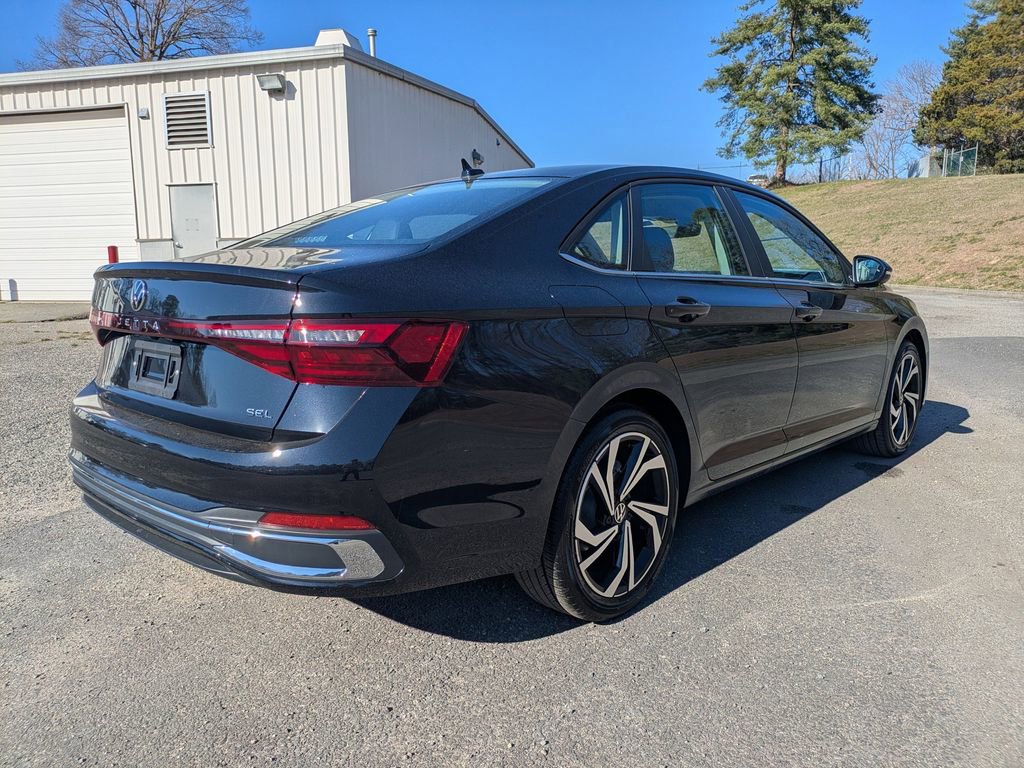 New 2026 Volkswagen Jetta SEL image 4