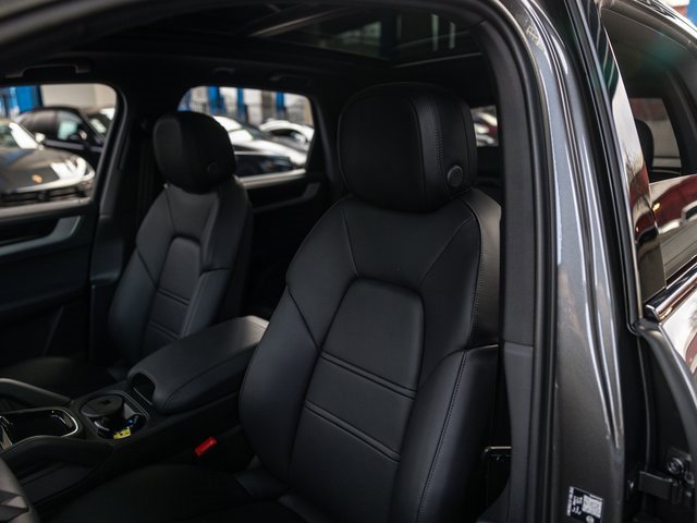 New 2026 Porsche Cayenne E-Hybrid image 5