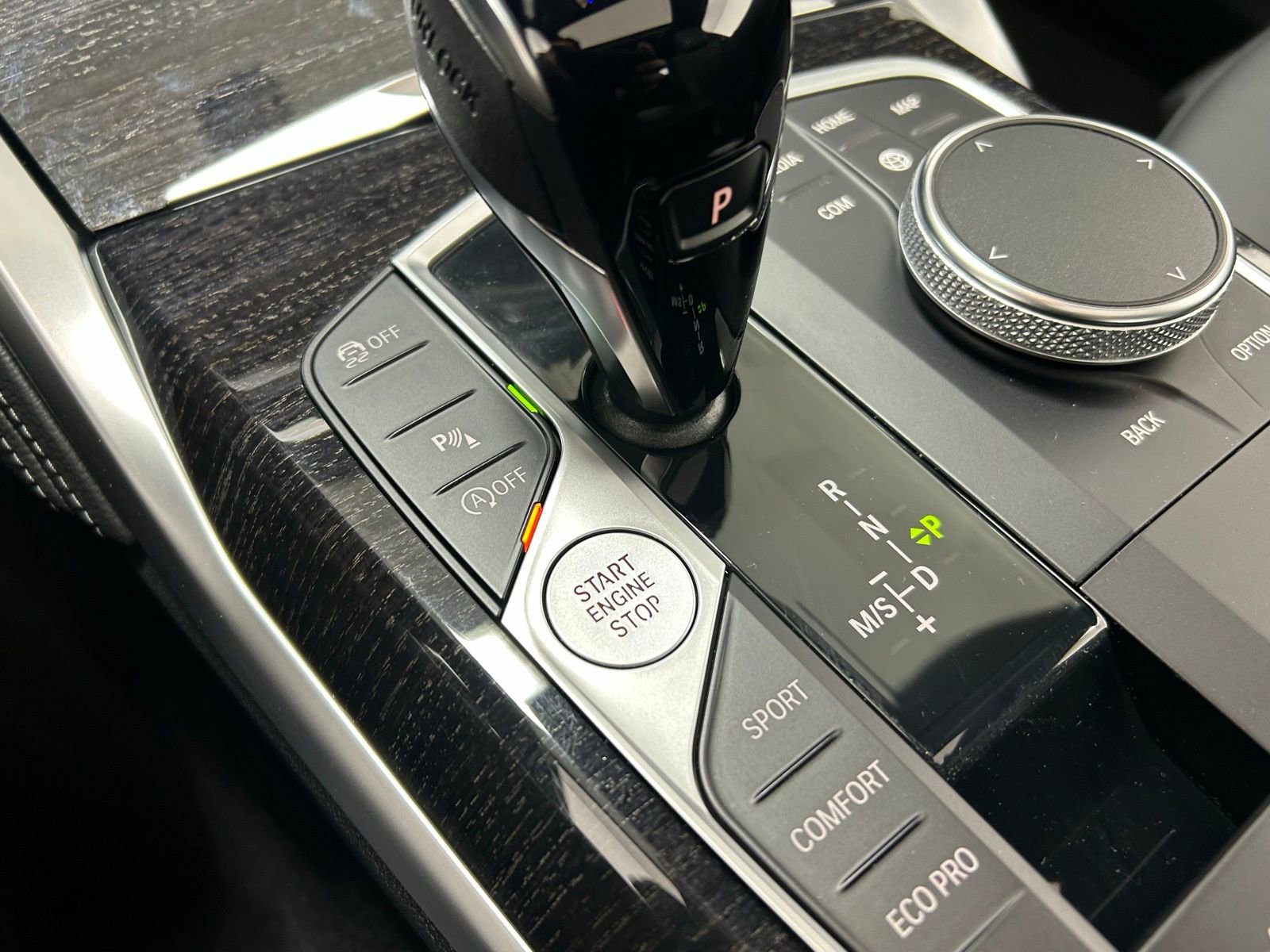 Used 2023 BMW 430i xDrive Coupe w/ M Sport Package image 21