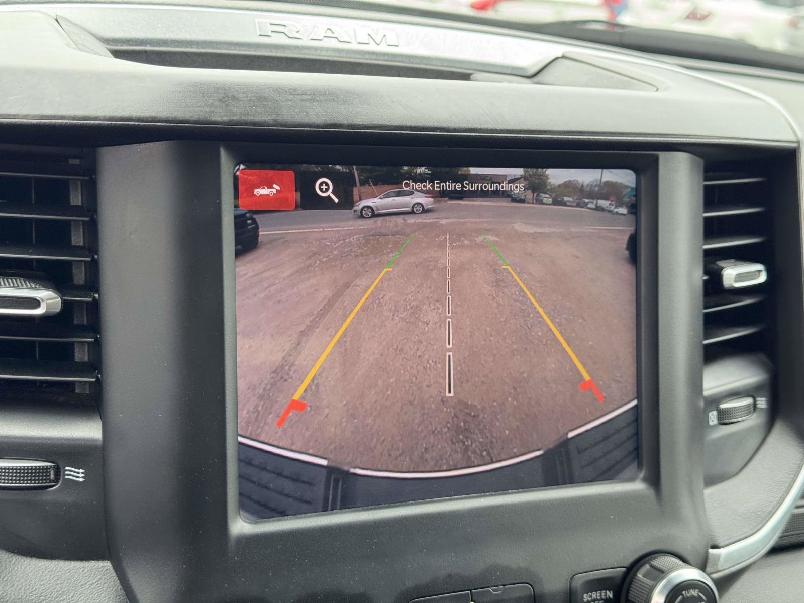 Used 2024 RAM 2500 Big Horn AWD/4WD image 27