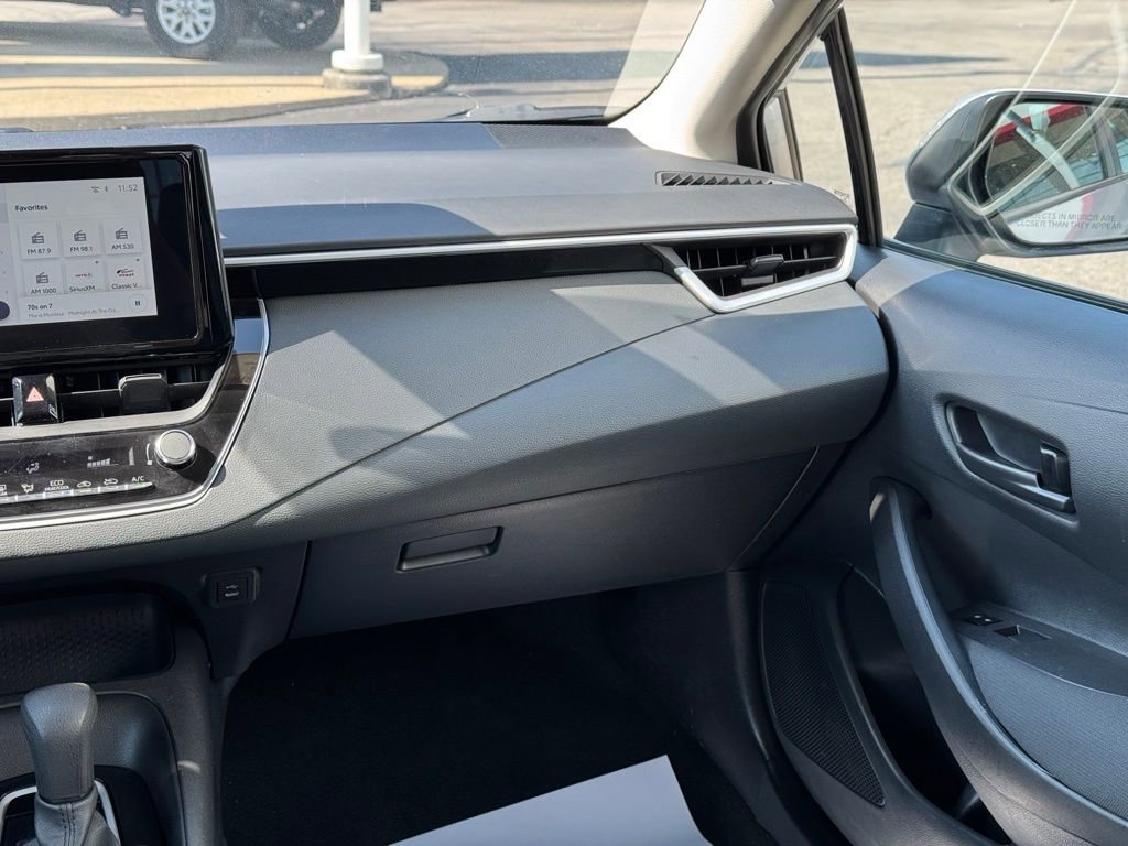 Certified 2025 Toyota Corolla LE image 39