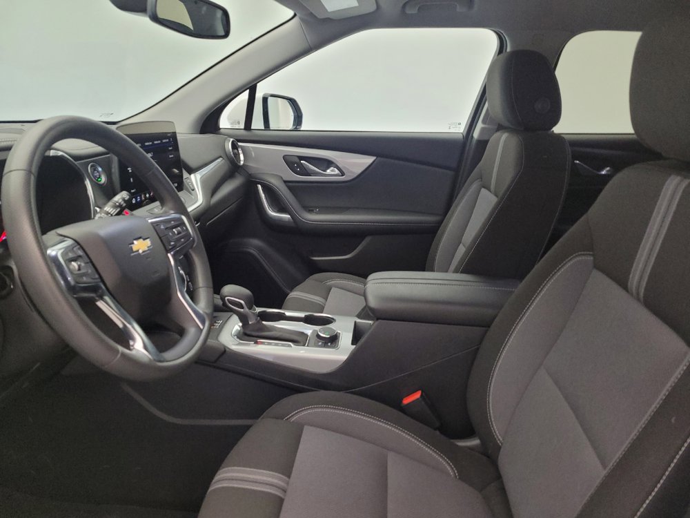 Used 2024 Chevrolet Blazer LT w/ Convenience Package FWD image 17