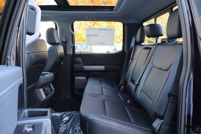 New 2026 Ford F250 Lariat w/ Black Appearance Package image 11