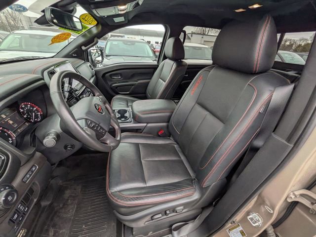 Used 2022 Nissan Titan PRO-4X w/ Pro-4x Convenience Package AWD/4WD image 8