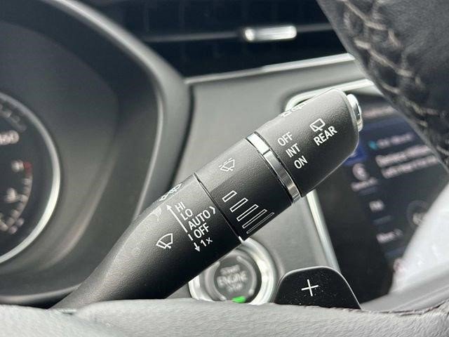 Certified 2023 Cadillac XT4 Premium Luxury w/ Cold Weather Package AWD/4WD image 19