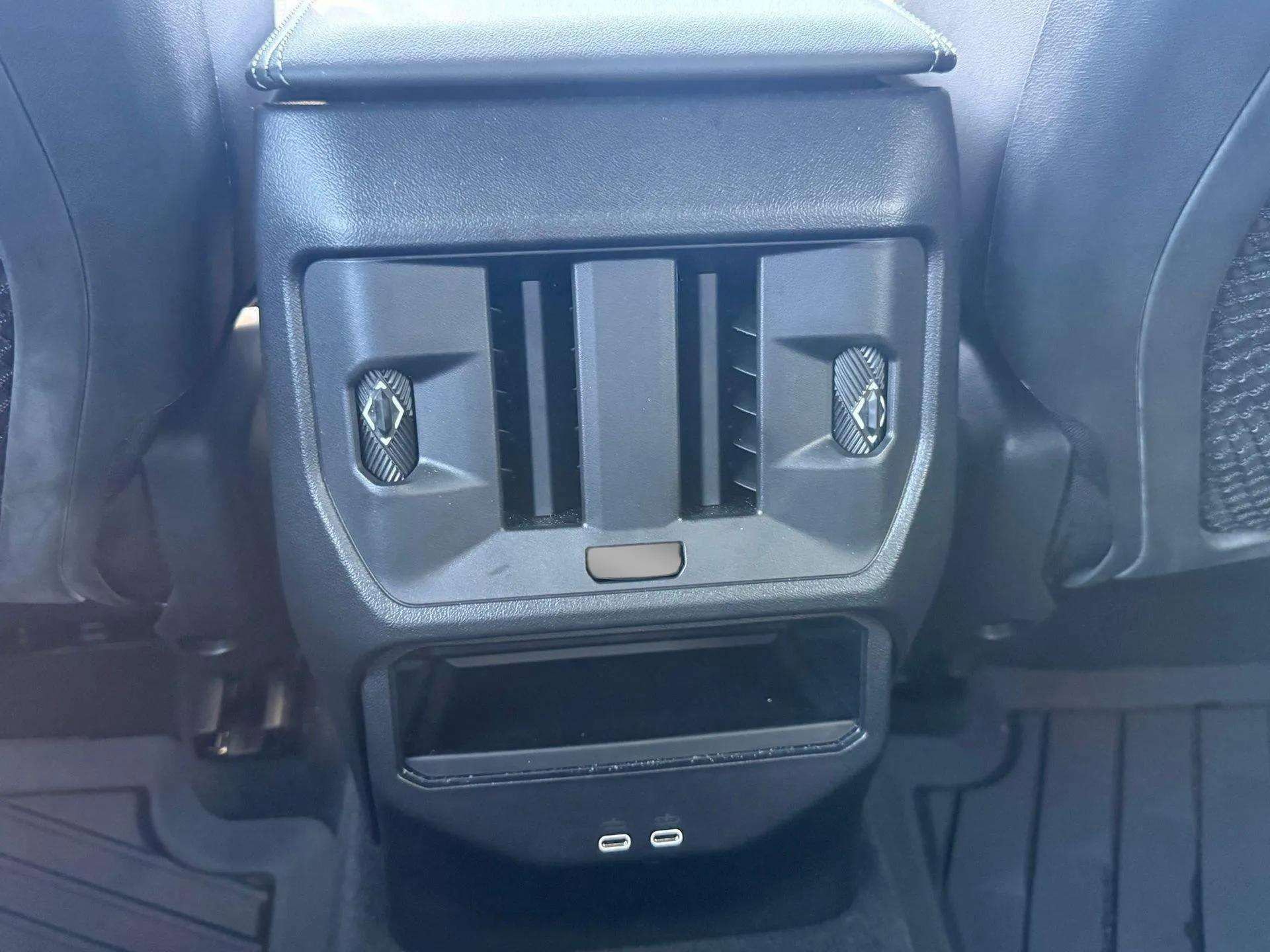 Used 2025 BMW X3 xDrive30i w/ Convenience Package image 21