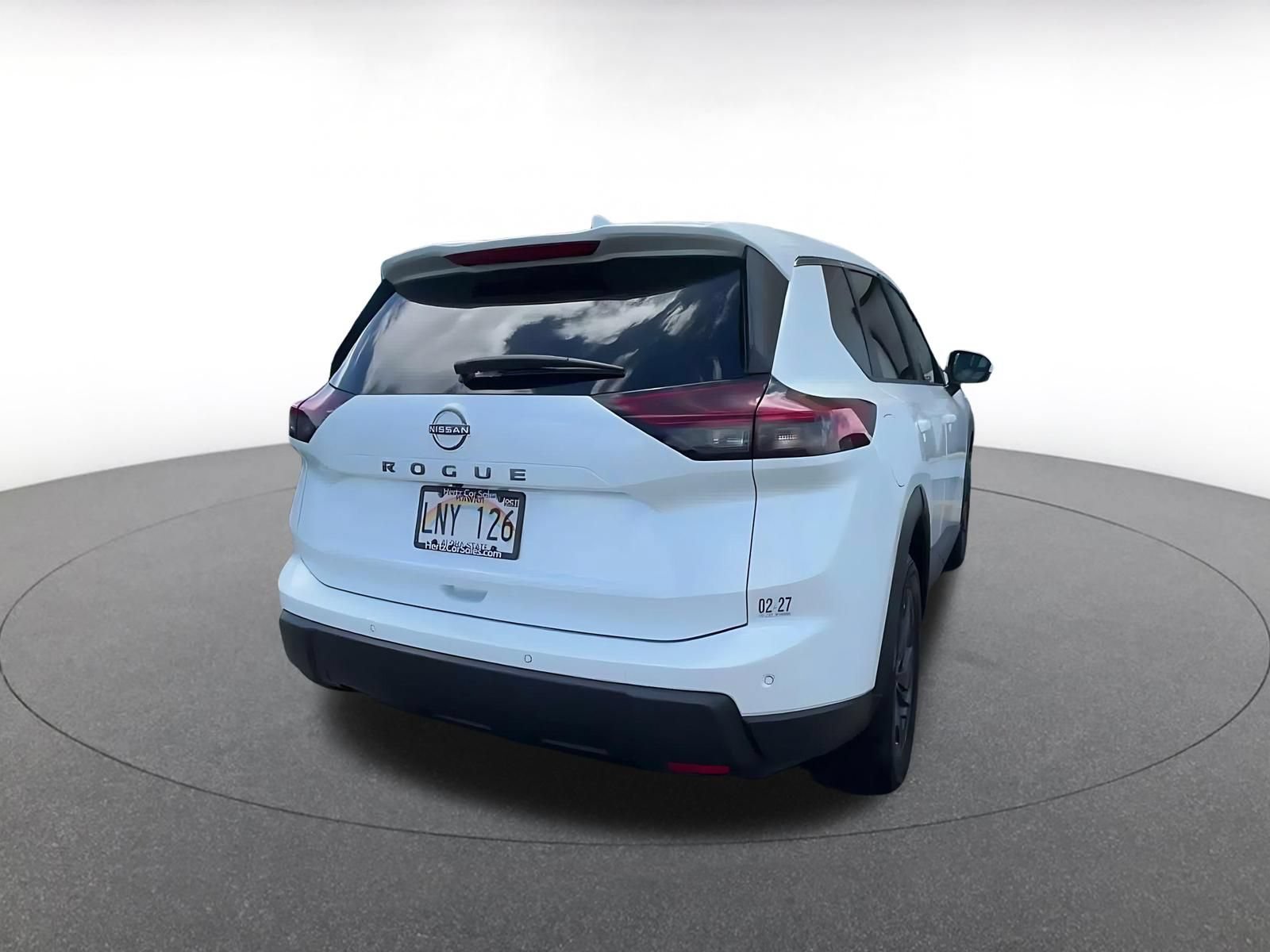 Used 2025 Nissan Rogue SV FWD image 12