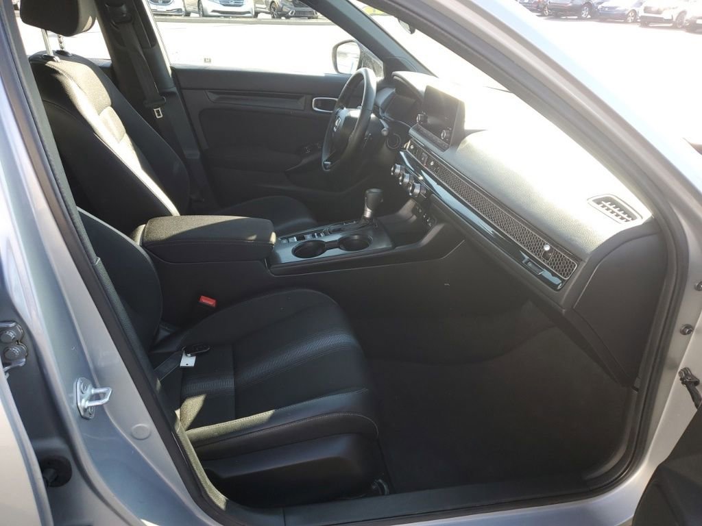 Used 2025 Honda Civic Sport image 30
