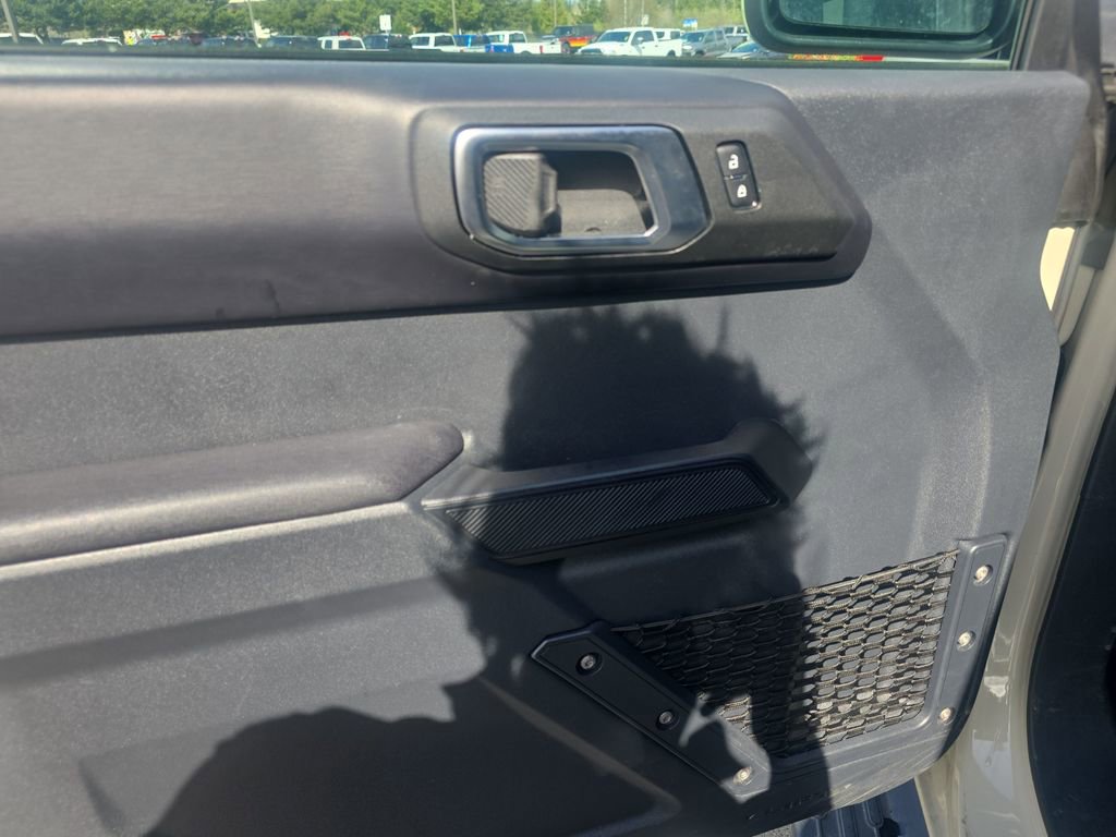 Used 2025 Ford Bronco Outer Banks image 8