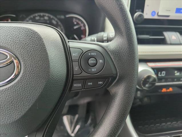 Certified 2025 Toyota RAV4 XLE w/ Convenience Package FWD image 18