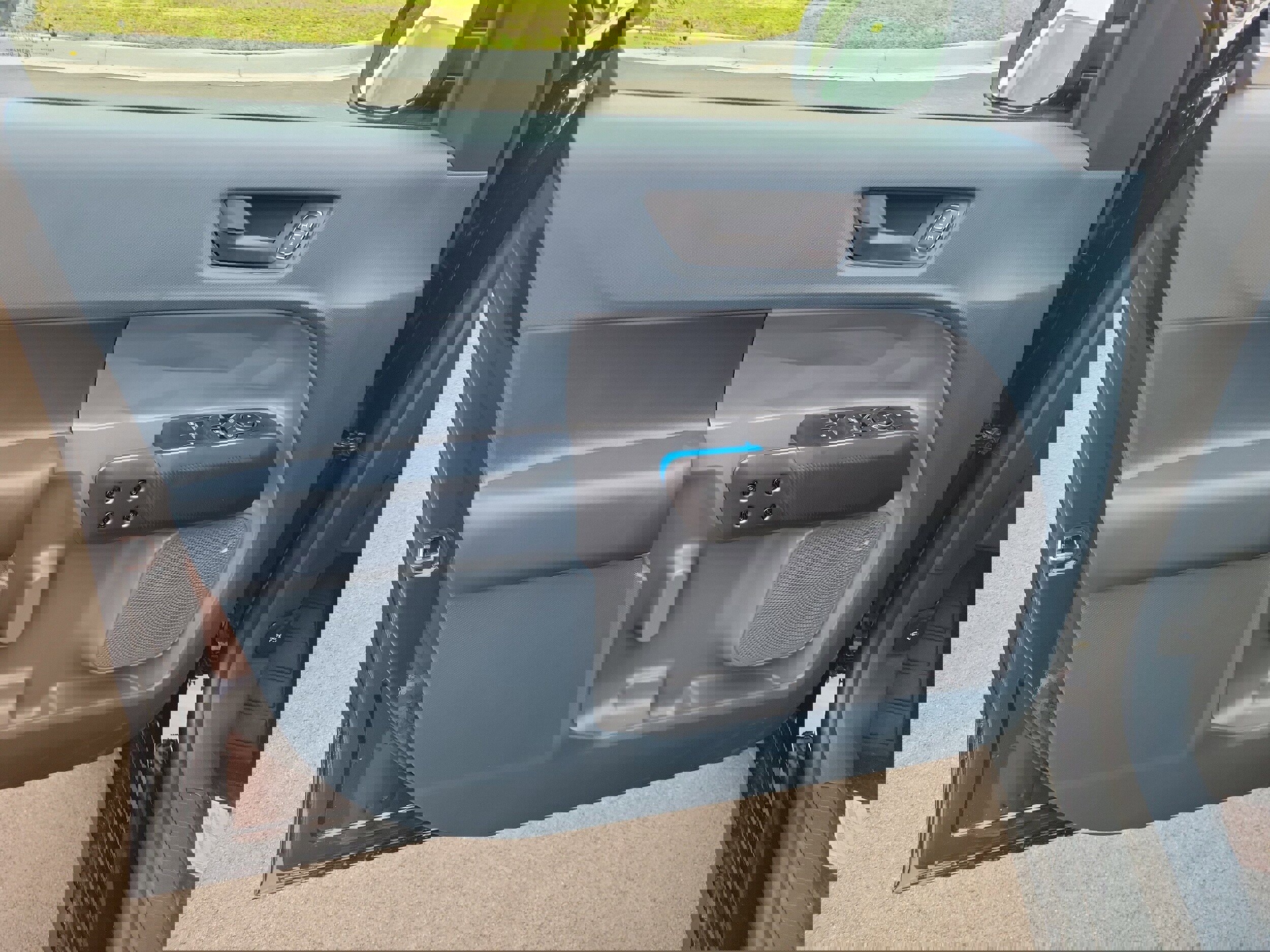 New 2025 Ford Maverick Lobo image 16