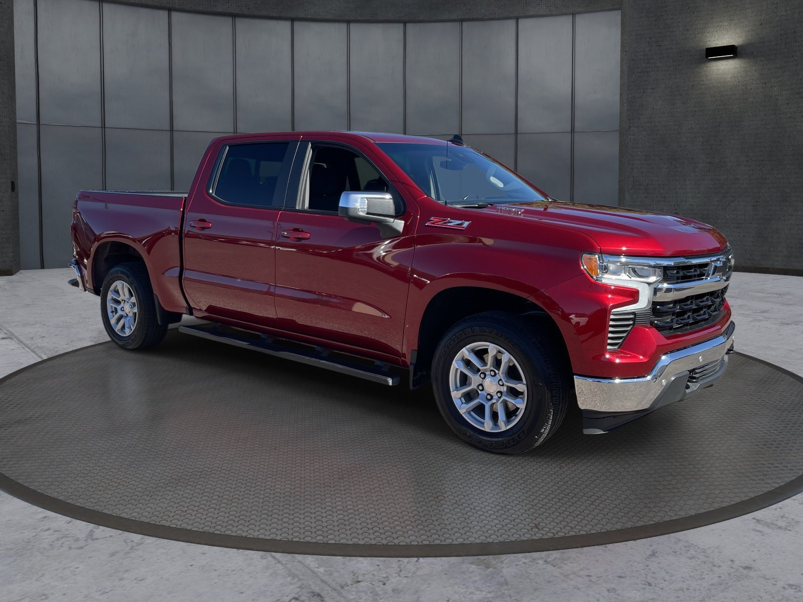 Certified 2024 Chevrolet Silverado 1500 LT w/ Z71 Off-Road Package AWD/4WD image 8