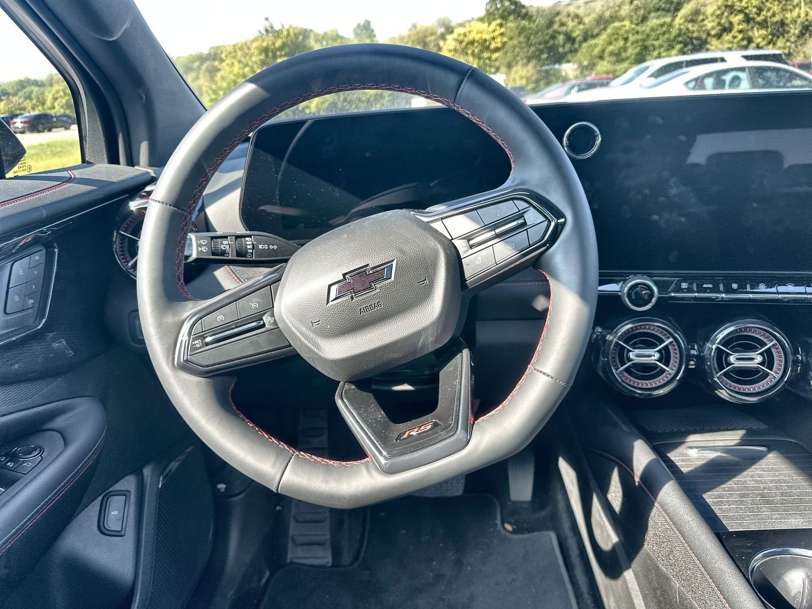 New 2025 Chevrolet Blazer EV RS image 12