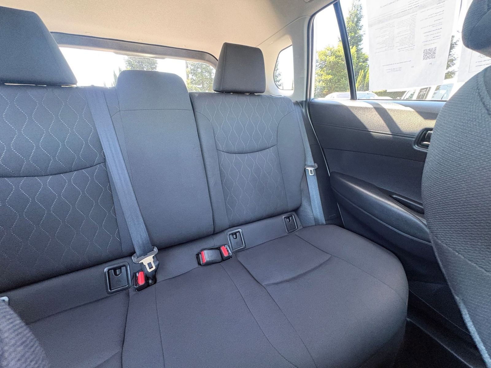 Used 2025 Toyota Corolla Cross LE FWD image 37