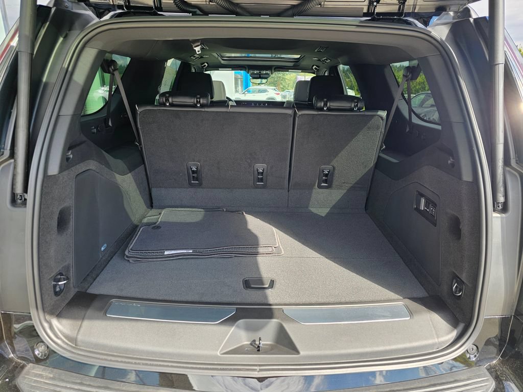 New 2026 Cadillac Escalade ESV Sport AWD/4WD image 14