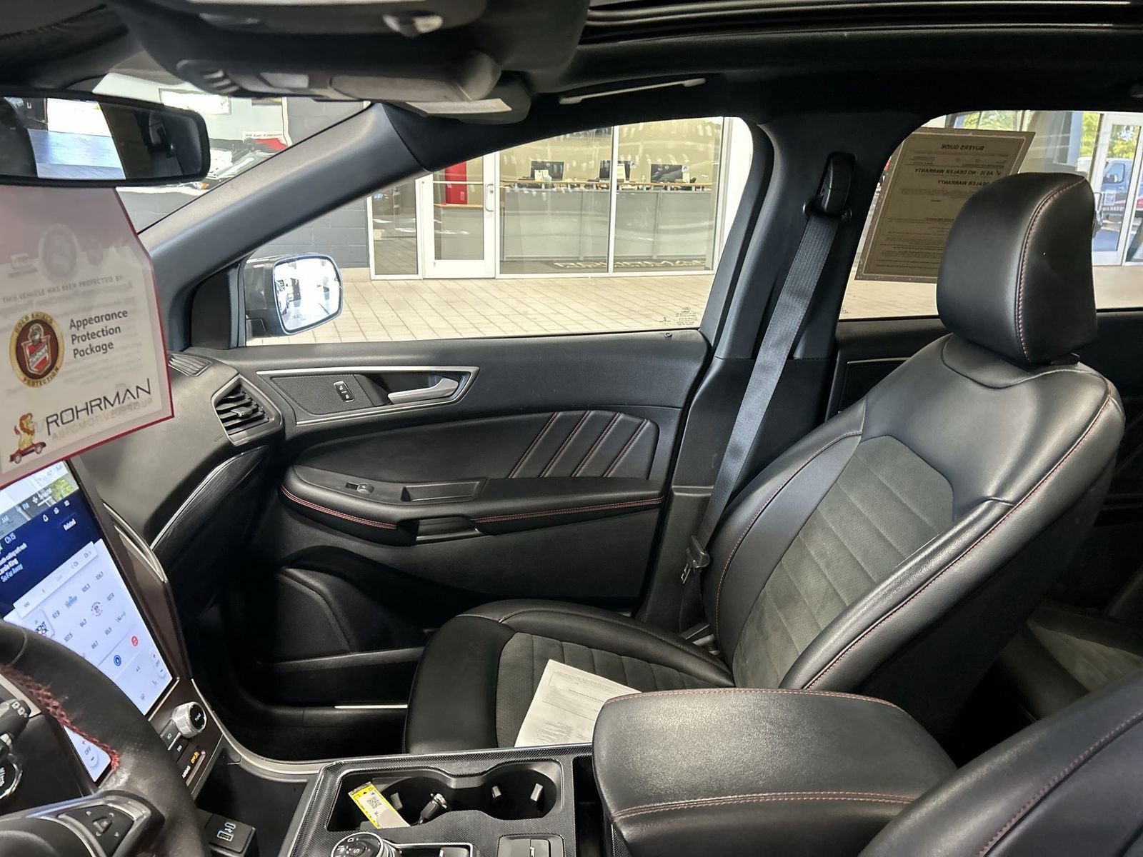 Used 2021 Ford Edge ST-Line AWD/4WD image 3