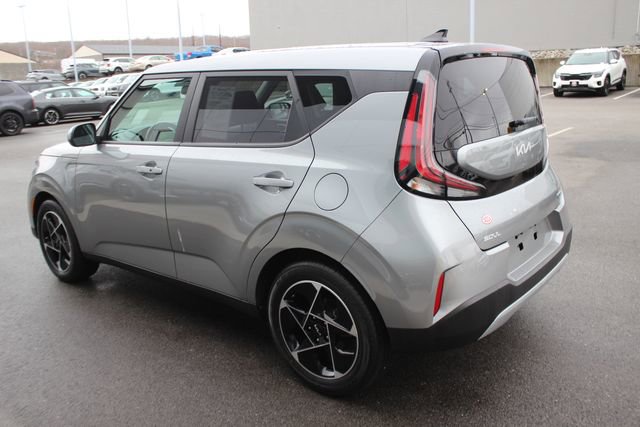 Used 2023 Kia Soul EX image 26