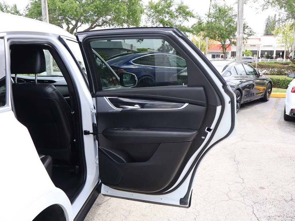 Used 2024 Cadillac XT5 Premium Luxury FWD image 30