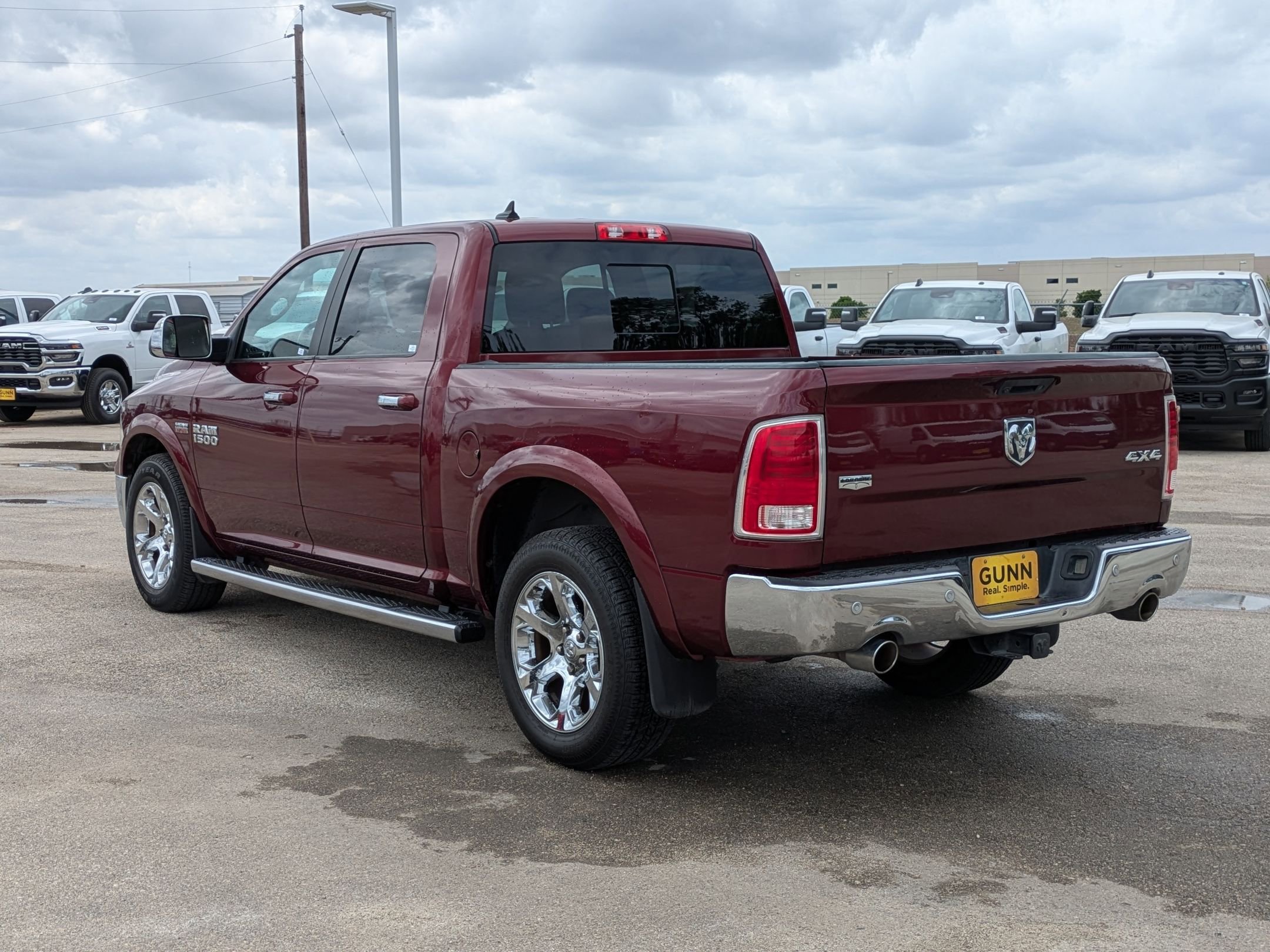 Used 2016 RAM 1500 Laramie w/ Convenience Group image 3