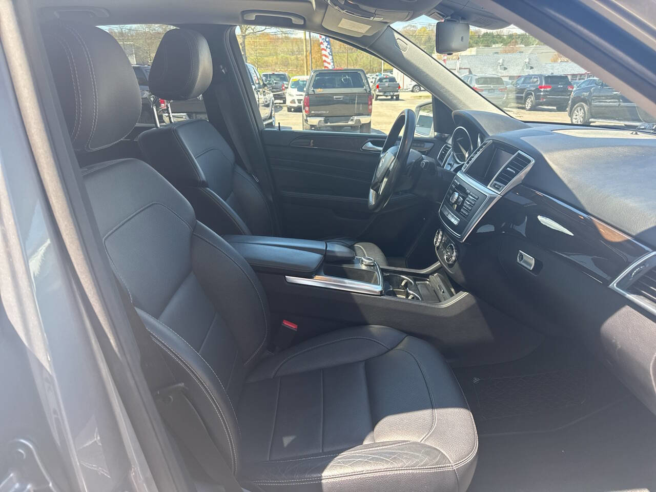 Used 2015 Mercedes-Benz ML 350 4MATIC image 26