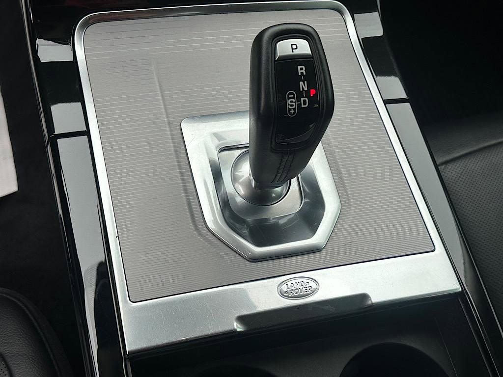 Used 2020 Land Rover Range Rover Evoque S image 22