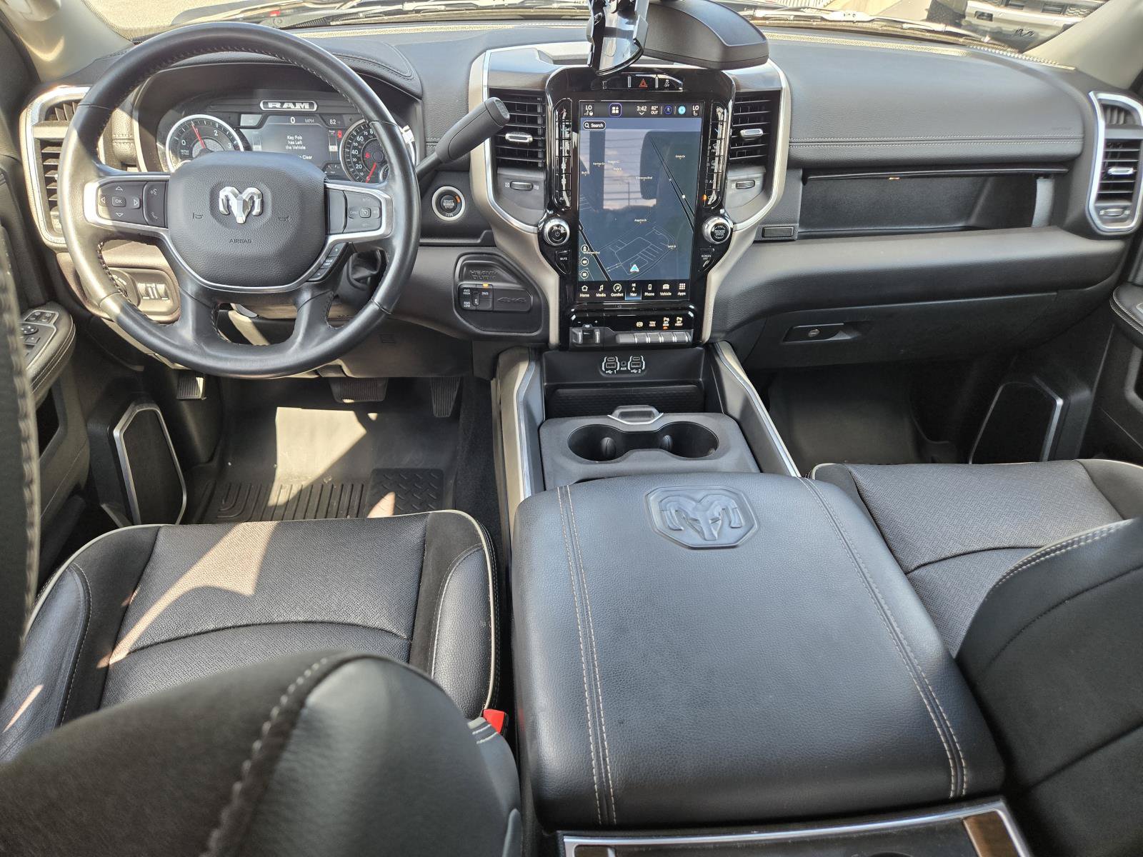 Used 2023 RAM 2500 Laramie AWD/4WD image 18