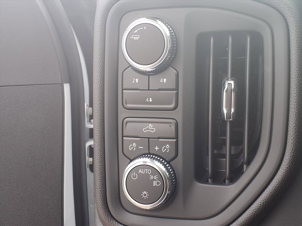 New 2026 GMC Sierra 3500 Pro image 12