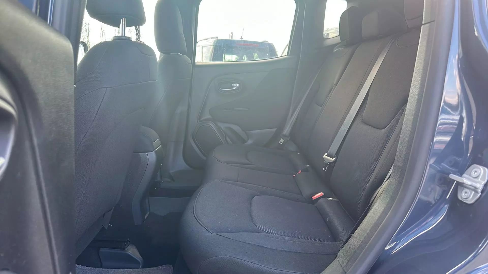 Used 2021 Jeep Renegade Sport image 11