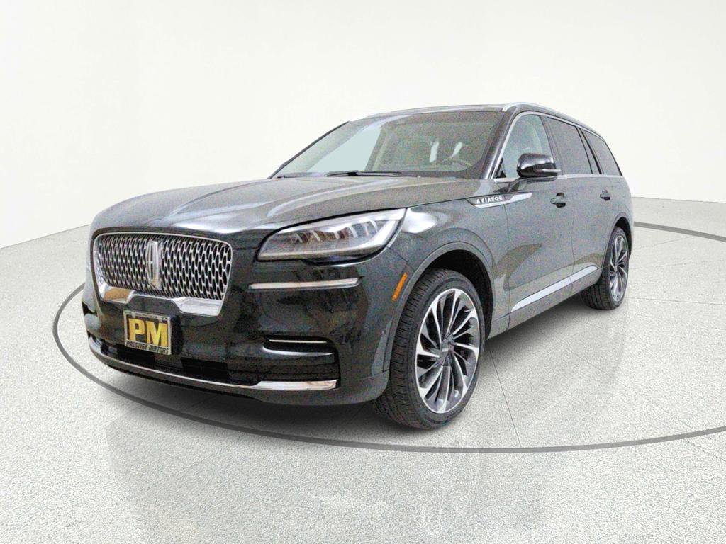 Used 2023 Lincoln Aviator Reserve w/ Equipment Group 201A image 3