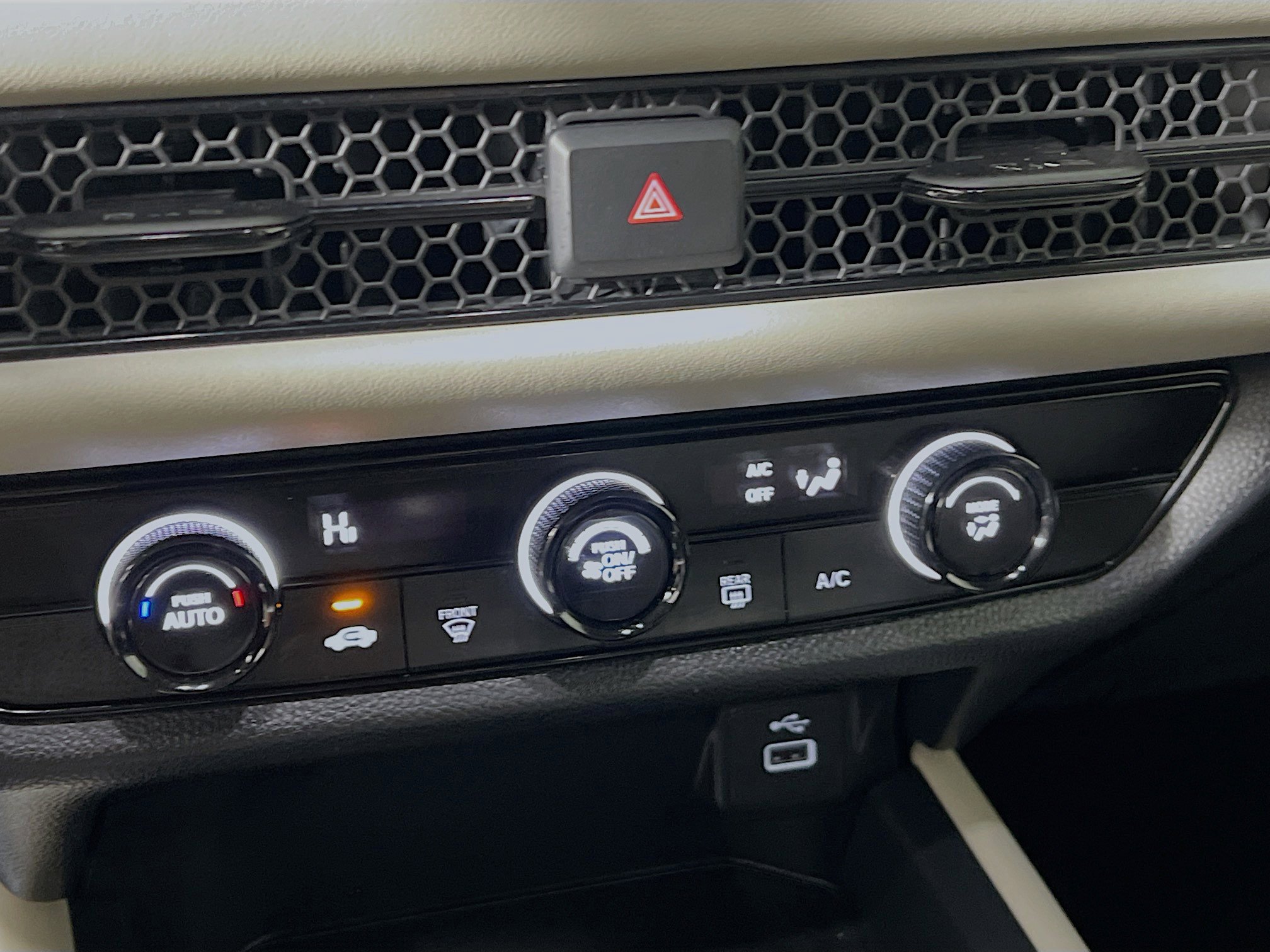 Used 2024 Honda HR-V LX image 26